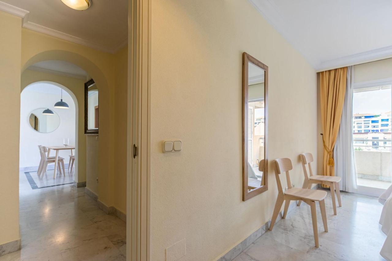 Puerto Banus, Marina Banus, 2br, 2bth, Pool, Parking, Marbella, 2h Apartament *