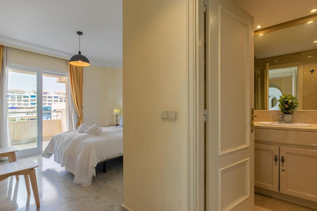 Apartament Puerto Banus, Marina Banus, 2br, 2bth, Pool, Parking, Marbella, 2h Marbella